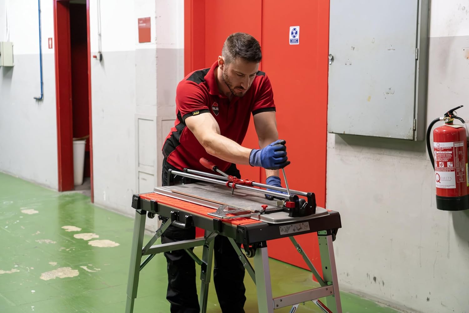 Table de travail reglable 4 en 1 RUBI – Image 2